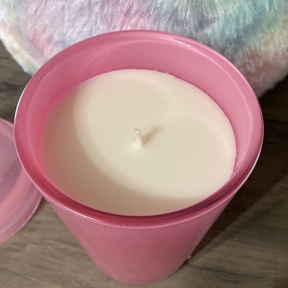 NEW DW HOME BUBBLE GUM FLOAT LARGE CANDLE - Picture 3 of 6